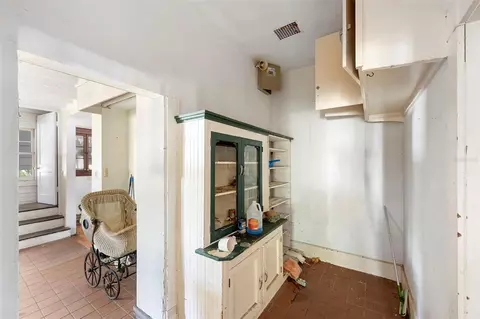Entry Way - 485 E Stanford St, Bartow, FL 33830 photo 3 of 4