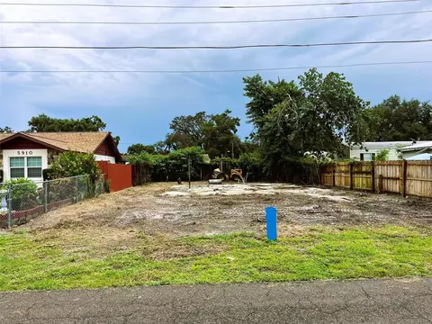 5912 Harvey St, Riverview, FL 33578