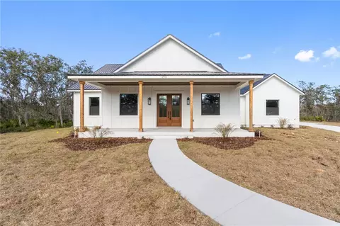 2911 Sand Pine Trl, Frostproof, FL 33843