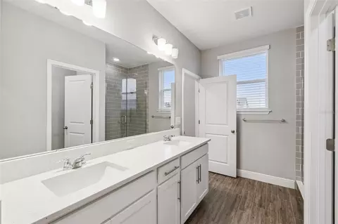 Bath - 6447 Cyrils Dr, Saint Cloud, FL 34771 photo 1 of 3