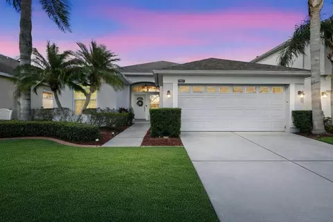 9967 Heron Pointe Dr, Orlando, FL 32832