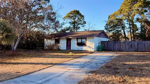 5080 Mayflower St, Cocoa, FL 32927