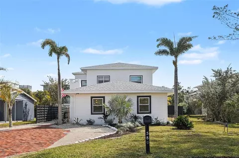 580 Russell St, Longboat Key, FL 34228