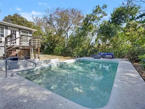 Exterior - 1630 Crestview Dr, Mount Dora, FL 32757 photo 5 of 6