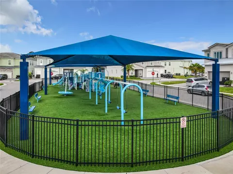 Exterior - 2125 Pine Oak Loop, Davenport, FL 33837 photo 7 of 7