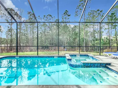 Exterior - 2125 Pine Oak Loop, Davenport, FL 33837 photo 2 of 7