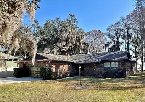 12255 Virginia Dr, Leesburg, FL 34788