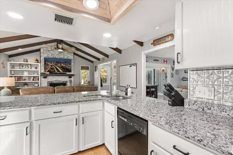 Kitchen - 333 Forest Rd, Mount Dora, FL 32757 photo 3 of 3