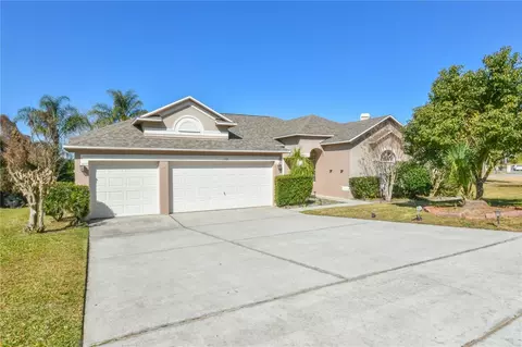 Exterior - 112 Olympus Dr, Ocoee, FL 34761 photo 2 of 9