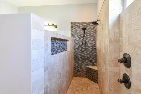 Bath - 112 Olympus Dr, Ocoee, FL 34761 photo 2 of 5