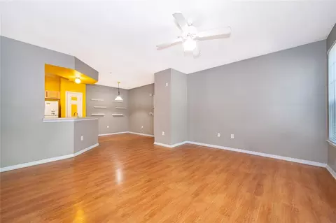 Living - 2015 Erving Cir #201, Ocoee, FL 34761 photo 3 of 7