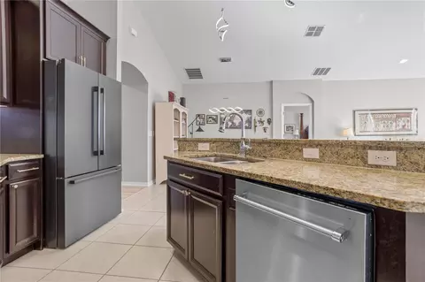 Kitchen - 5150 Ravena Ave E, Saint Cloud, FL 34771 photo 3 of 4