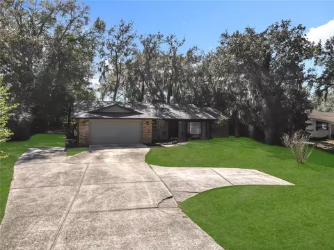 131 E Highbanks Rd, Debary, FL 32713