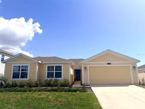 5325 Red Coral Cir, Mount Dora, FL 32757