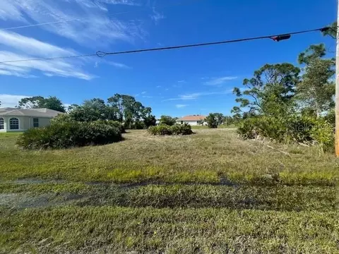 3621 NW 47th Ln, Cape Coral, FL 33993