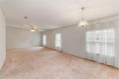 2517 Independence Ln, Saint Cloud, FL 34772 photo 9