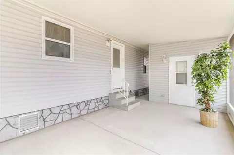 2517 Independence Ln, Saint Cloud, FL 34772 photo 4