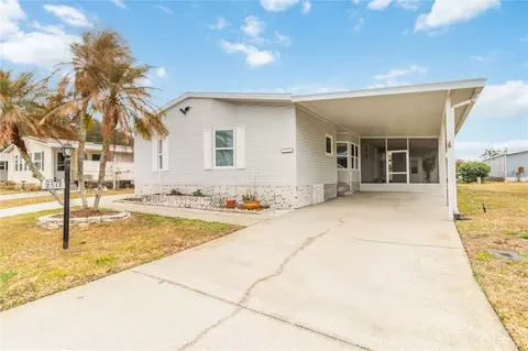 2517 Independence Ln, Saint Cloud, FL 34772 photo 2