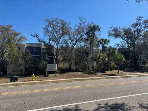 11485 Oakhurst Rd #-211, Largo, FL 33774