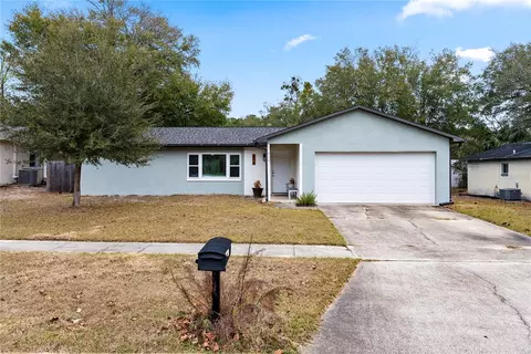 614 Grovewood Ave, Sanford, FL 32773