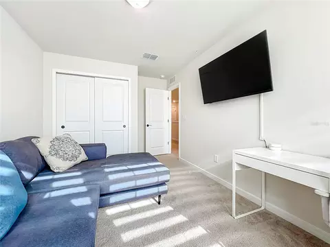 Bedroom - 10976 Leafshore Loop, Orlando, FL 32829 photo 1 of 7