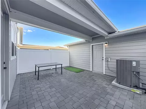 Exterior - 10976 Leafshore Loop, Orlando, FL 32829 photo 8 of 15