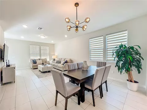 Dining - 10976 Leafshore Loop, Orlando, FL 32829 photo 5 of 8