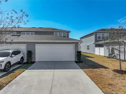 Exterior - 10976 Leafshore Loop, Orlando, FL 32829 photo 14 of 15