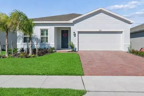 2823 S Landing Dr, Titusville, FL 32796