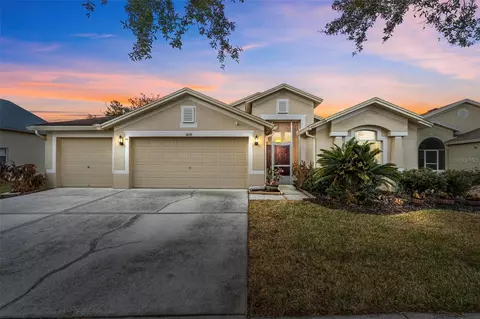 5839 Montford Dr, Zephyrhills, FL 33541