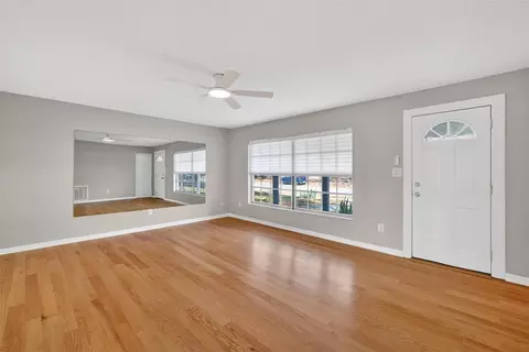Living - 1500 Adair St, Ocoee, FL 34761 photo 2 of 3