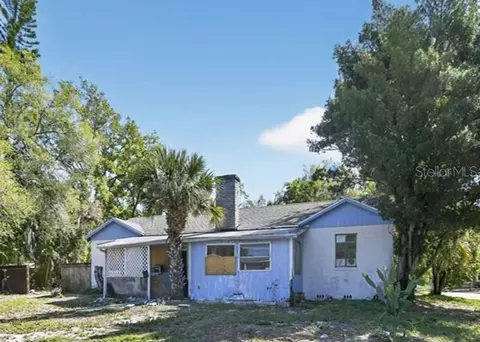 617 32nd St W, Bradenton, FL 34205