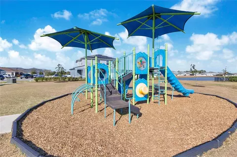 View/Area - 67 Berlin Ave, Saint Cloud, FL 34771 photo 4 of 6