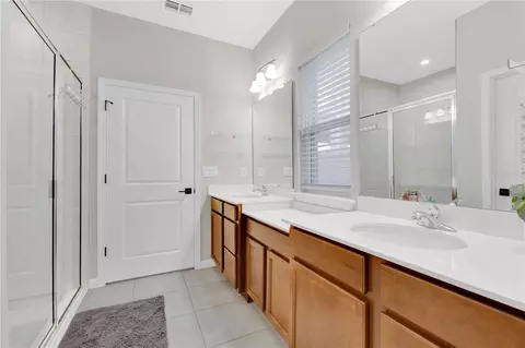 Bath - 67 Berlin Ave, Saint Cloud, FL 34771 photo 2 of 3
