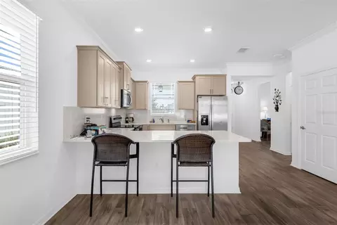 Kitchen - 8806 SW 79th Loop, Ocala, FL 34481 photo 2 of 6