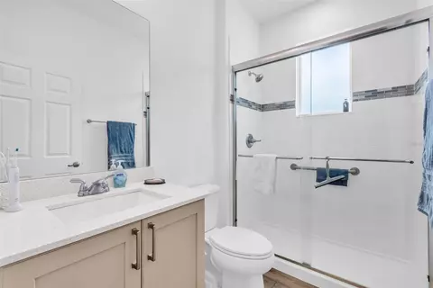 Bath - 8806 SW 79th Loop, Ocala, FL 34481 photo 1 of 2