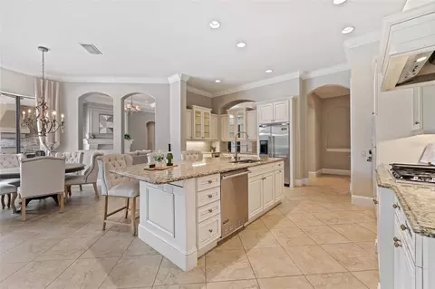 Kitchen - 6560 Lake Burden View Dr, Windermere, FL 34786 photo 2 of 5