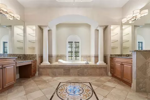 Bath - 6560 Lake Burden View Dr, Windermere, FL 34786 photo 1 of 5