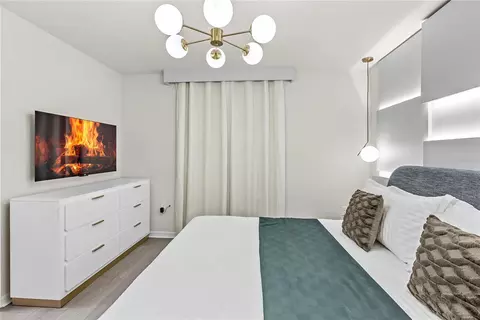 Bedroom - 16000 Sandy Cliffs Dr, Clermont, FL 34714 photo 19 of 31