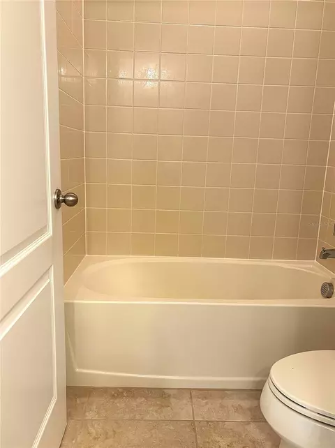 Bath - 1872 Ibis Bay Ct, Ocoee, FL 34761 photo 8 of 10