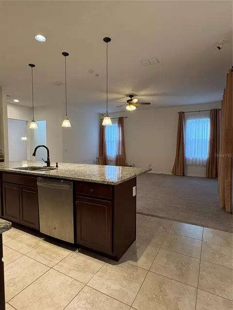 Living - 1872 Ibis Bay Ct, Ocoee, FL 34761 photo 3 of 4