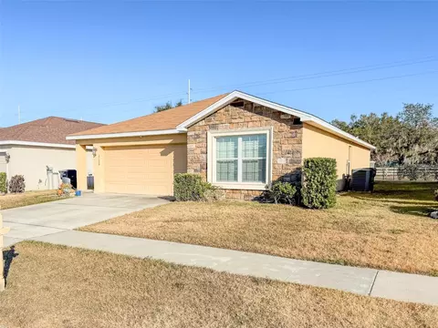 2128 Bretton Ridge Blvd, Winter Haven, FL 33884
