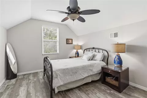 Bedroom - 3430 Schoolhouse Rd, Harmony, FL 34773 photo 9 of 10