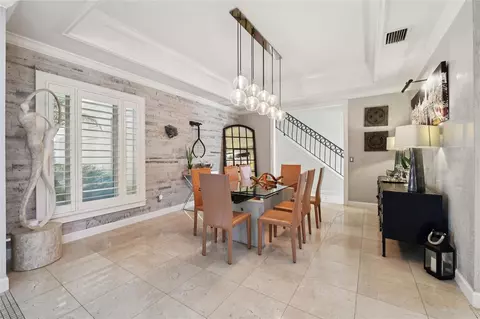 Dining - 5145 Latrobe Dr, Windermere, FL 34786 photo 1 of 4