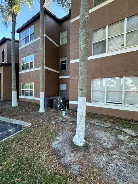 4540 Commander Dr #2214, Orlando, FL 32822