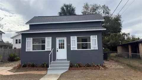 322 Palm Ave, Eustis, FL 32726