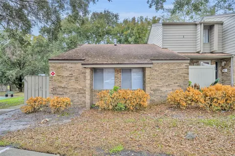 451 Oak Haven Dr, Altamonte Springs, FL 32701