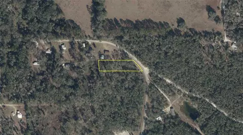 154 Th Ave, Old Town, FL 32680