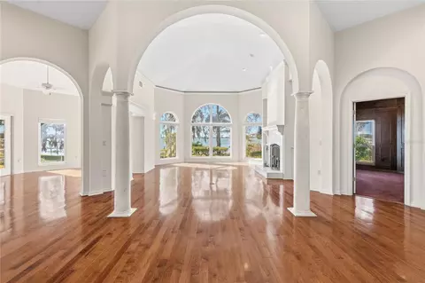 Living - 6136 Dora Dr, Mount Dora, FL 32757 photo 2 of 6