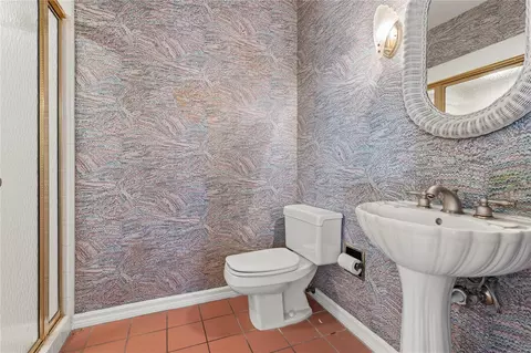 Bath - 6136 Dora Dr, Mount Dora, FL 32757 photo 3 of 3